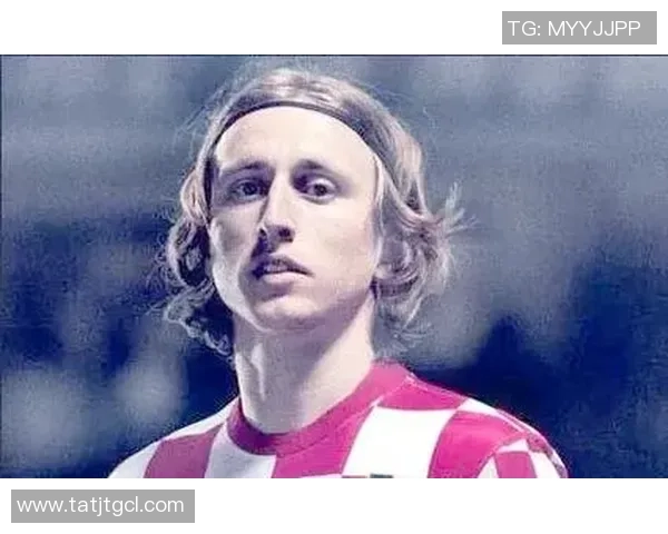 全球十大球星排名揭晓 谁将成为足球场上的永恒传奇