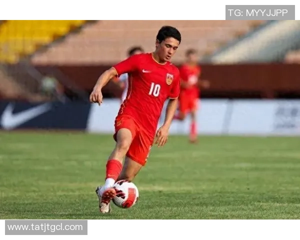 四千万奖金背后的足球巨星盘点这些球员凭实力收获丰厚回报 四千万奖金背后的足球巨星盘点这些球员凭实力收获丰厚回报