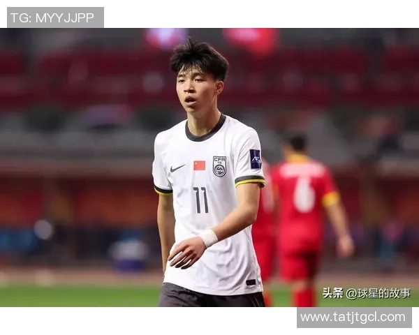 国足球星过人技艺解析:从技术细节到比赛实战的完美展现 国足球星过人技艺解析:从技术细节到比赛实战的完美展现